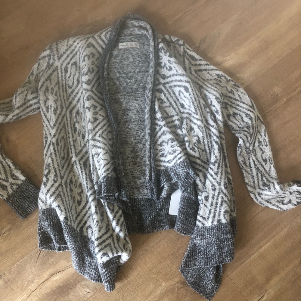 Abercrombie Cardigan